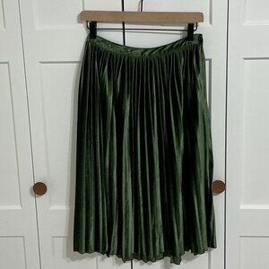 Abercrombie Green Pleated Velvet Midi Skirt,  Small